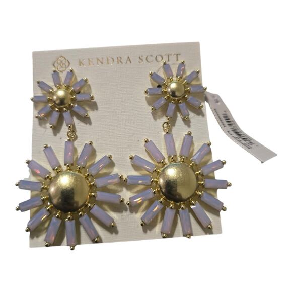 Kendra Scott Madison Daisy Statement‎ Statement Earrings In Gold and Pink Opal - Picture 7 of 7